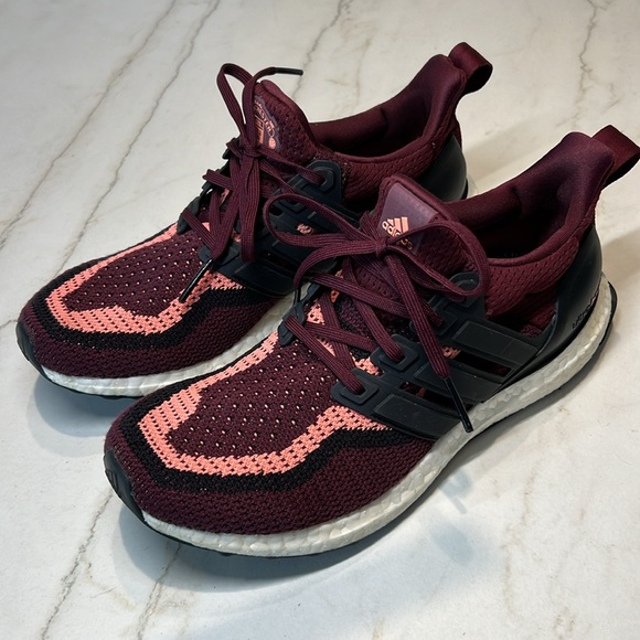 Adidas Ultraboost Burgundy (Size 6.5) - Picture 3 of 7